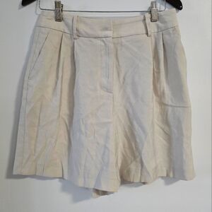 ZARA Cream Beige Pleated Shorts Bermudas Viscose Size M